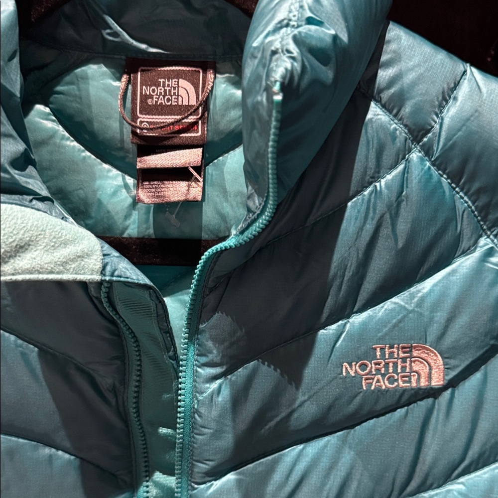 The North Face Lightweight Down Quilted Vest Summit Series Small EUC! - Picture 2 of 6